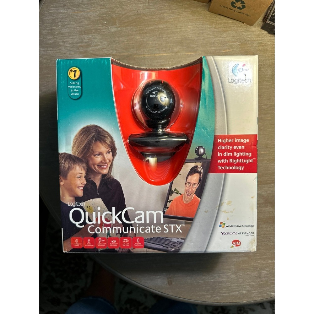NIB Logitech Webcam QuickCam Communicate STX Built in Microphone new